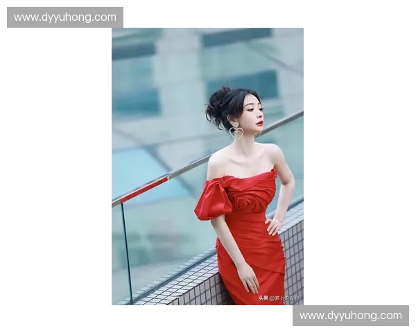 柳岩跨界进军电竞领域展现女性力量引领娱乐与游戏新风潮